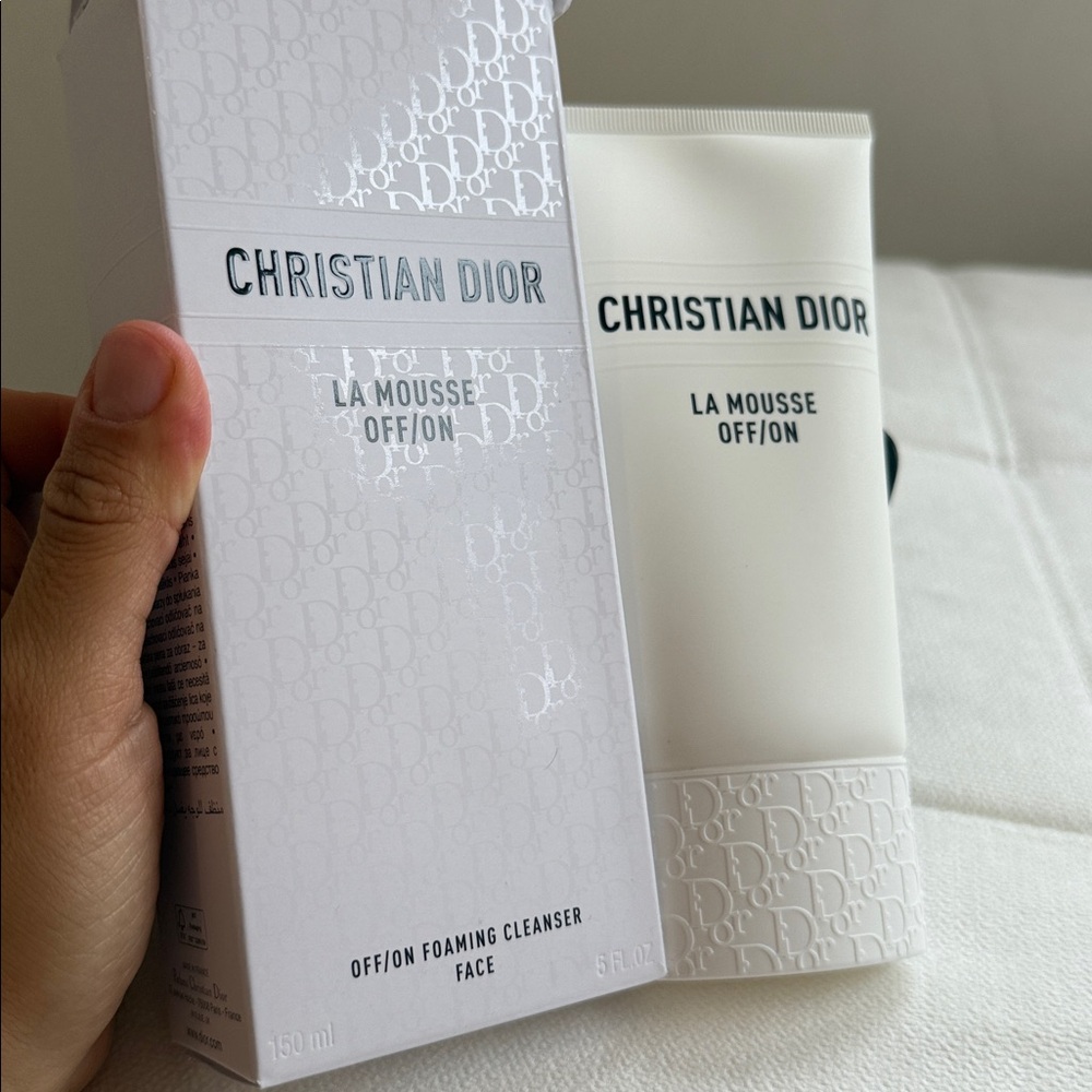 Dior Facial Cleanser La Mousse On/Off Foaming Face Wash Cleanser AMAZING